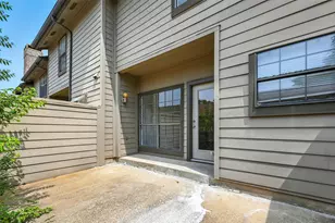 9910 Royal Ln, Dallas, TX 75231 - Photo 27