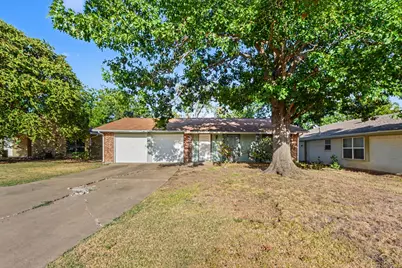 3432 Whippoorwill Lane, Irving, TX 75062 - Photo 3