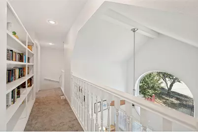 221 Cimarron Trail #2, Irving, TX 75063 - Photo 15