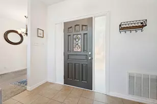 221 Cimarron Trail, Irving, TX 75063 - Photo 3