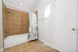 221 Cimarron Trail, Irving, TX 75063 - Photo 21
