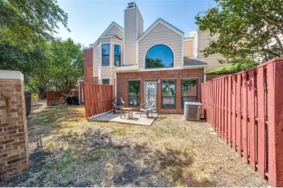 221 Cimarron Trail #2, Irving, TX 75063 - Photo 23