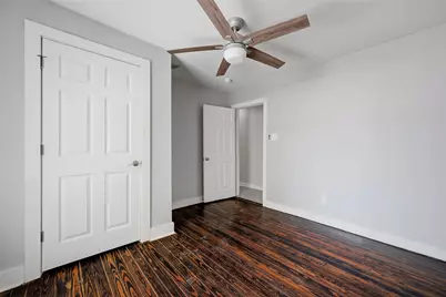 215 W Walker Street, Denison, TX 75020 - Photo 15
