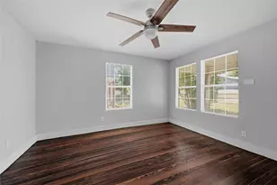 215 W Walker St, Denison, TX 75020 - Photo 11