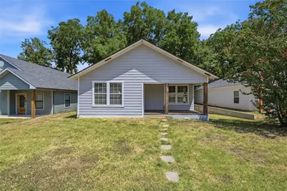 215 W Walker Street, Denison, TX 75020 - Photo 1