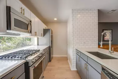 1429 Caddo Street #F, Dallas, TX 75204 - Photo 19