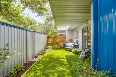 1429 Caddo Street #F, Dallas, TX 75204 - Photo 35