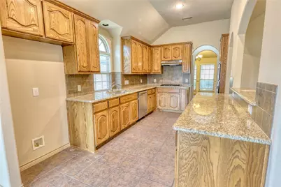 9524 Brittlebrush Trail, Fort Worth, TX 76177 - Photo 5