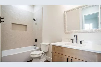 5702 Barkridge Drive, Granbury, TX 76048 - Photo 23