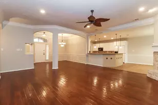 5228 Estrella Ln, Benbrook, TX 76126 - Photo 3