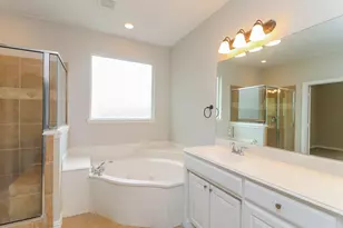 5228 Estrella Ln, Benbrook, TX 76126 - Photo 13
