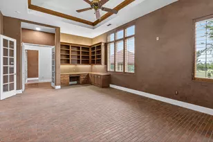 701 W Walcott St, Pilot Point, TX 76258 - Photo 25