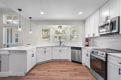 805 NW 14th Street, Grand Prairie, TX 75050 - Photo 11