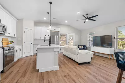805 NW 14th Street, Grand Prairie, TX 75050 - Photo 31