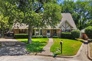 4219 Pleasant Oaks Ct, Arlington, TX 76016 - Photo 3