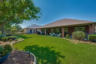 8901 Crestview Dr, Denton, TX 76207 - Photo 23