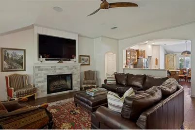 8901 Crestview Drive, Denton, TX 76207 - Photo 9