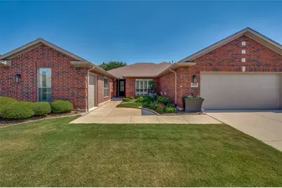 8901 Crestview Drive, Denton, TX 76207 - Photo 5