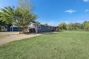 220 Ranch Rd, Joshua, TX 76058 - Photo 5