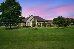 5641 Country S Ln, Midlothian, TX 76065 - Photo 1