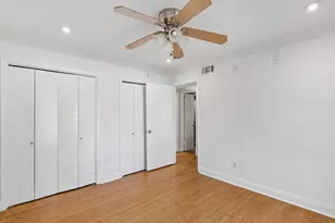 10240 Regal Oaks Dr, Dallas, TX 75230 - Photo 11