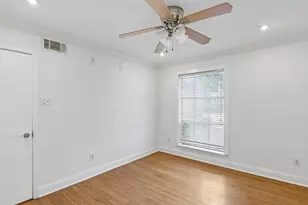 10240 Regal Oaks Dr, Dallas, TX 75230 - Photo 15
