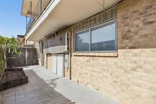 10240 Regal Oaks Dr, Dallas, TX 75230 - Photo 25