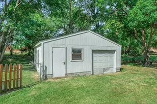1609 E Farmers Rd, Seagoville, TX 75159 - Photo 13