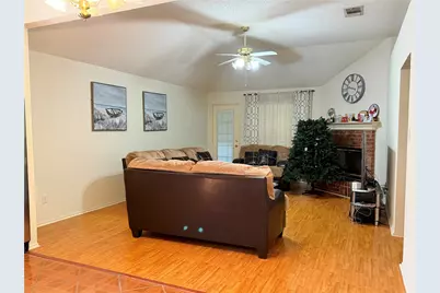 6006 Brook Forest Drive, Arlington, TX 76018 - Photo 3