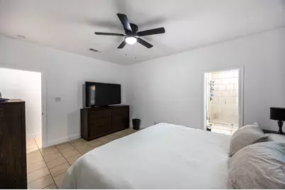1236 E Fogg Street, Fort Worth, TX 76115 - Photo 9