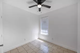 1236 E Fogg St, Fort Worth, TX 76115 - Photo 13