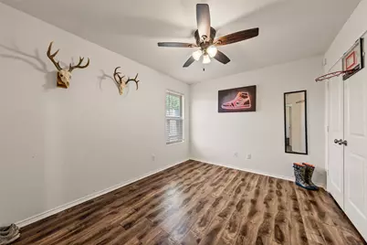 10816 Kestrel Court, Waco, TX 76708 - Photo 11