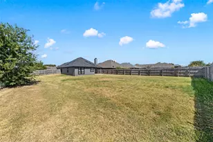 10816 Kestrel Ct, Waco, TX 76708 - Photo 17