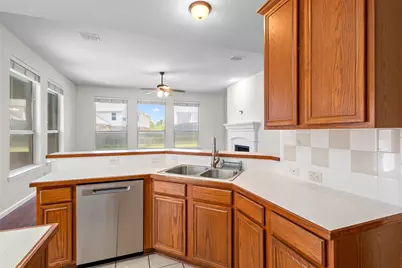 12133 Copper Creek Drive, Fort Worth, TX 76244 - Photo 9
