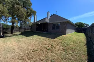 1211 Butterfield St, Bridgeport, TX 76426 - Photo 11