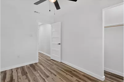 613 W Main Street, Crowley, TX 76036 - Photo 11