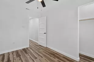 613 W Main St, Crowley, TX 76036 - Photo 11