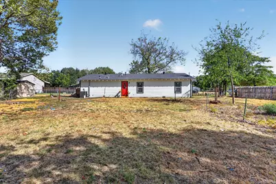613 W Main Street, Crowley, TX 76036 - Photo 25