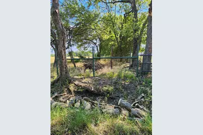 2126 County Road 3035, Bonham, TX 75418 - Photo 17