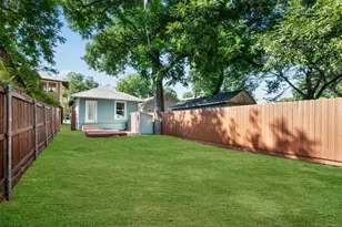4522 Junius St, Dallas, TX 75246 - Photo 25
