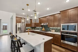 11109 Abbotsbury Rd, Fort Worth, TX 76052 - Photo 9