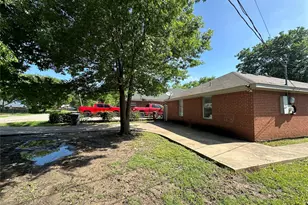 726 Elkhart Ave, Dallas, TX 75217 - Photo 23