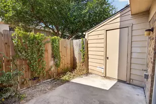 621 Carriagehouse Ln, Garland, TX 75040 - Photo 27