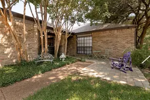 2729 Fairway Park St, Grand Prairie, TX 75050 - Photo 3