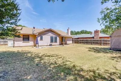 1417 Hall Drive, Crowley, TX 76036 - Photo 37