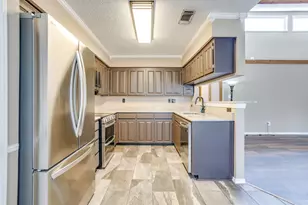 1417 Hall Dr, Crowley, TX 76036 - Photo 19