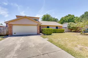 1417 Hall Dr, Crowley, TX 76036 - Photo 1