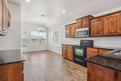 4629 Thistle Creek Court, Fort Worth, TX 76179 - Photo 5