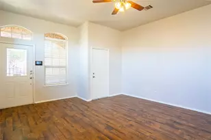 4629 Thistle Creek Ct, Fort Worth, TX 76179 - Photo 5