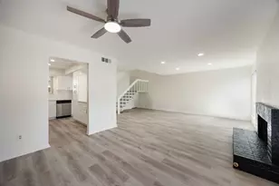 9807 Bent Branch Ln, Dallas, TX 75243 - Photo 5